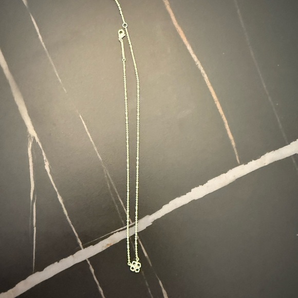 Kendra Scott Jewelry - Kendra Scott Gold Pendant Necklace